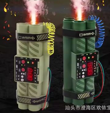 Bombe factice TNT avec compte à rebours et effet fumée2